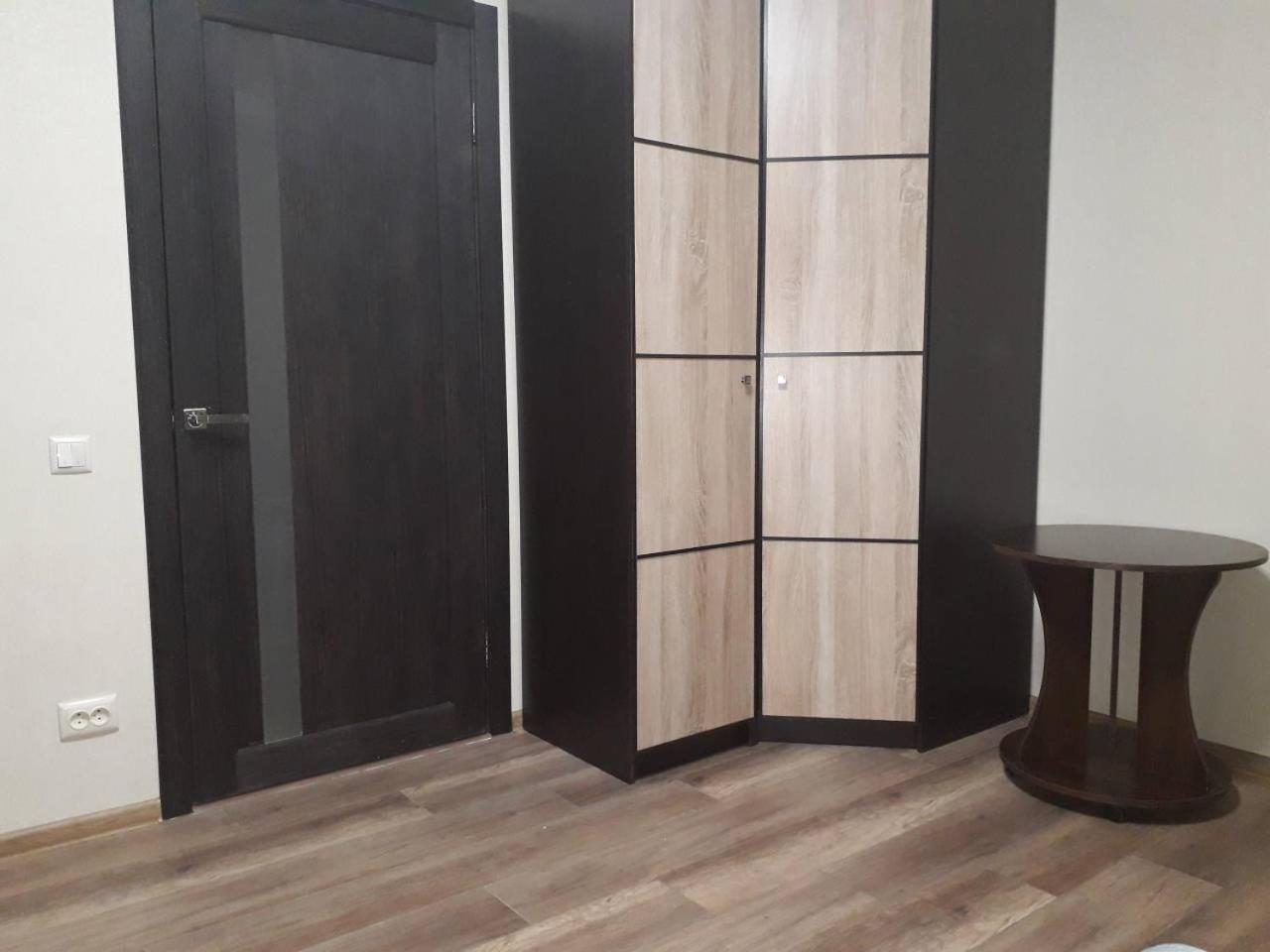Apartment 30 M2 On Sergei Esenin 11 Jarkov Exterior foto