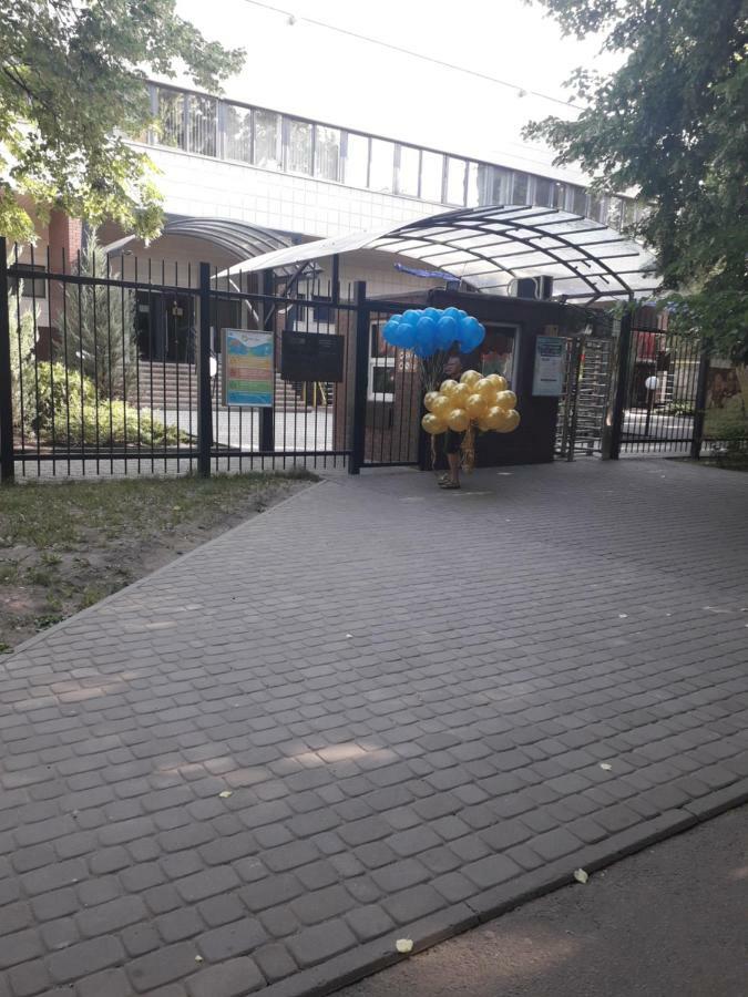 Apartment 30 M2 On Sergei Esenin 11 Jarkov Exterior foto